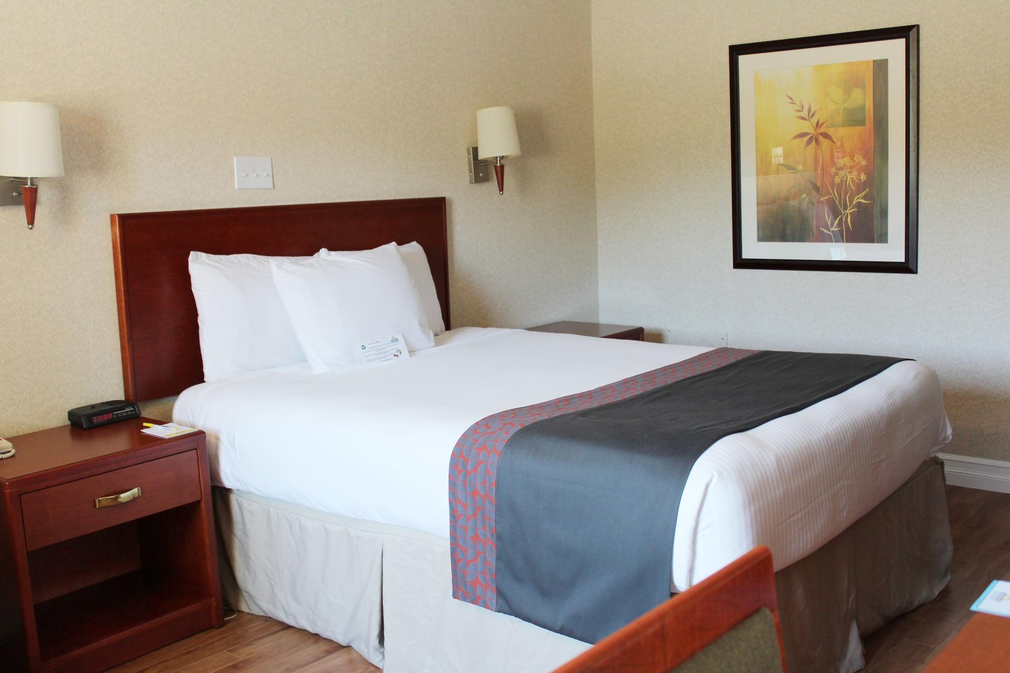 Days Inn By Wyndham Bridgewater Conference Center Екстериор снимка