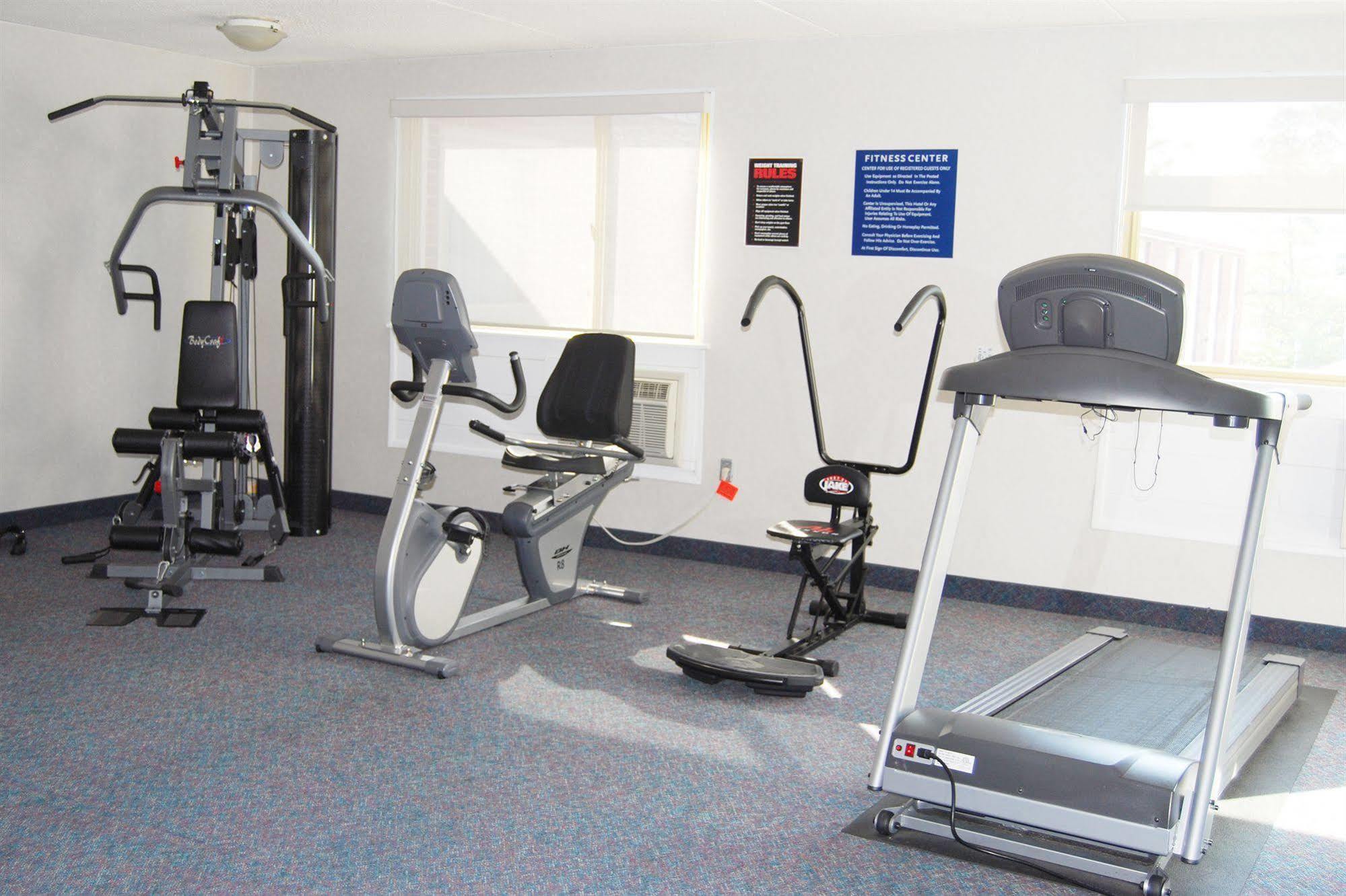 Days Inn By Wyndham Bridgewater Conference Center Екстериор снимка